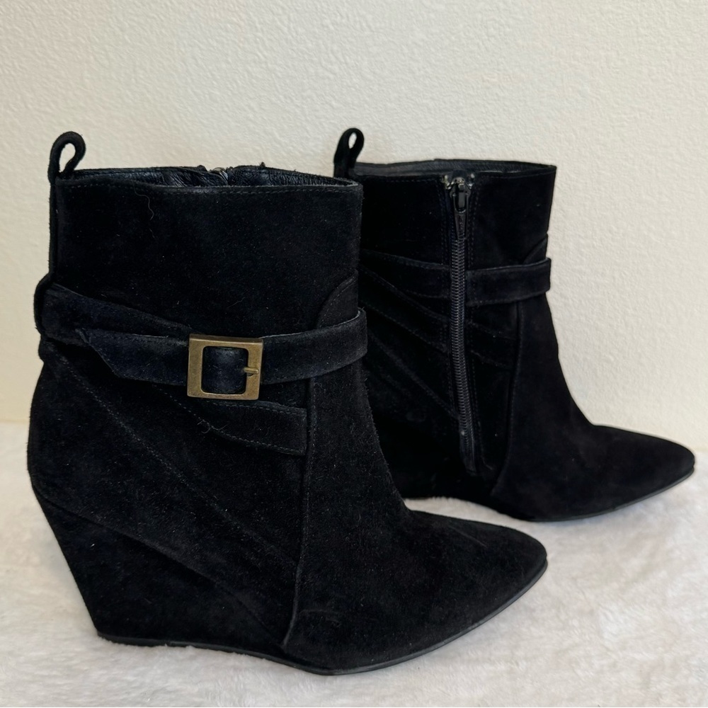 Charles David Black Suede Wedge Booties Size 6 5